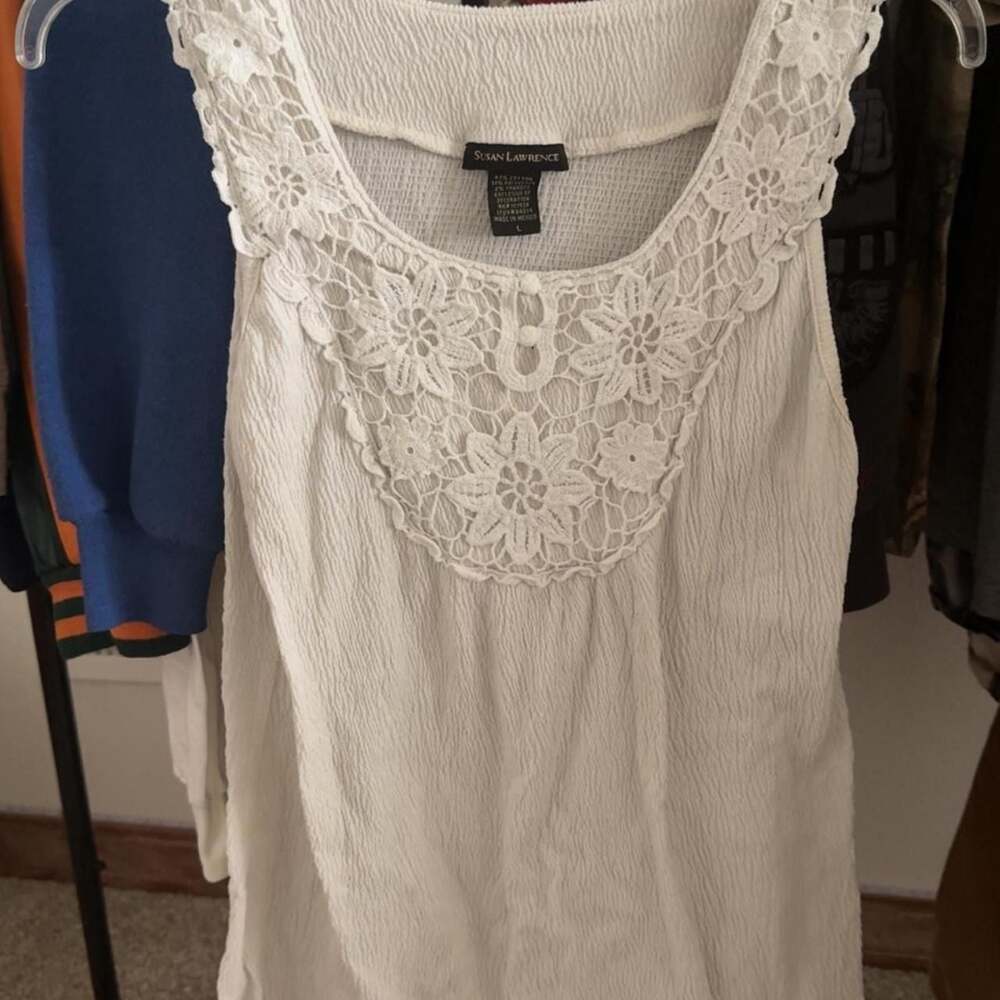 Susan Lawrence White Lace Bib Floral Textured Tank Top